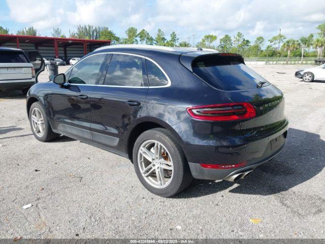 Porsche Macan S Image 6