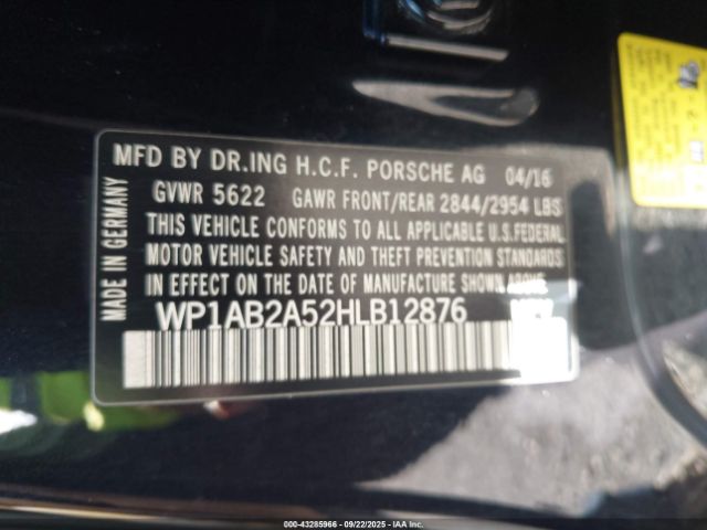 Porsche Macan S Image 16