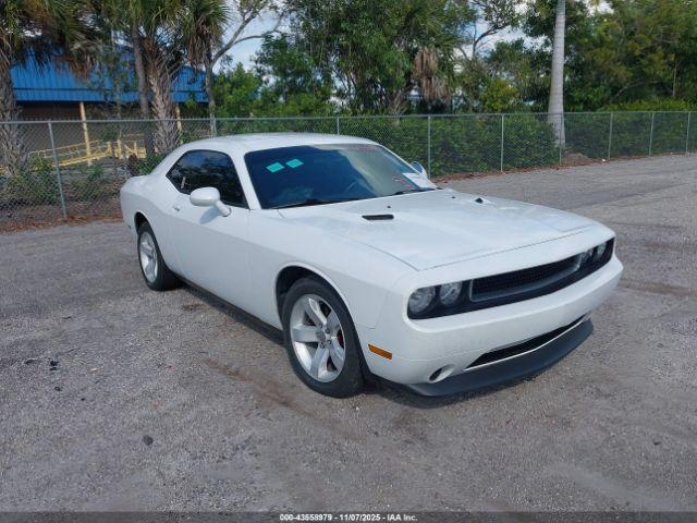  Salvage Dodge Challenger