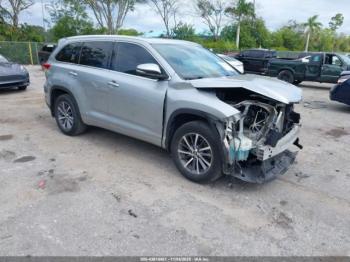  Salvage Toyota Highlander