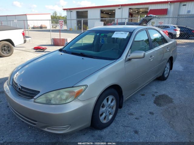 Toyota Camry Image 8
