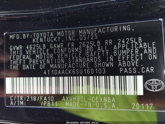 Toyota Camry Le Image 8