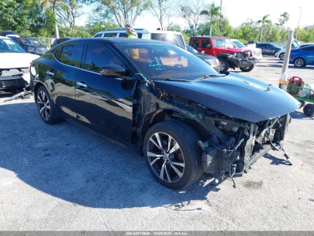  Salvage Nissan Maxima