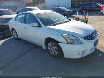  Salvage Nissan Altima
