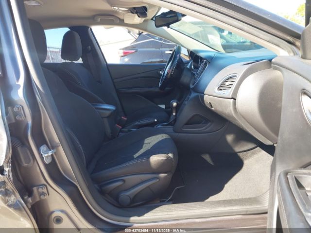 Dodge Dart Sxt Image 2