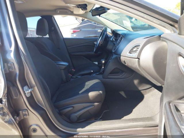 Dodge Dart Sxt Image 2