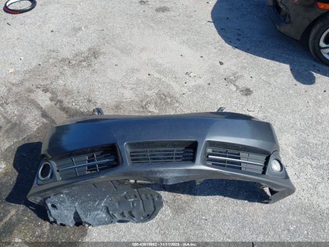 Toyota Camry Se Image 8