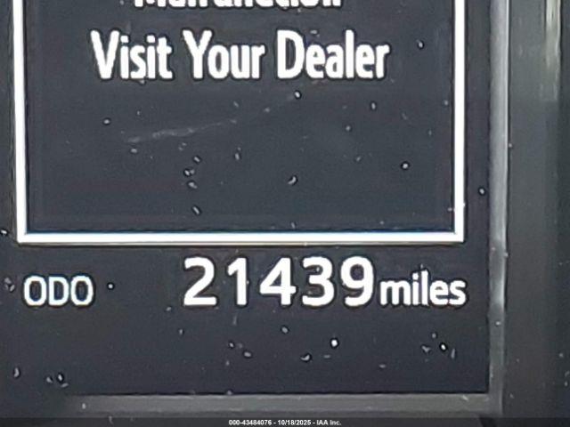 Toyota 4Runner Sr5 Premium Image 13