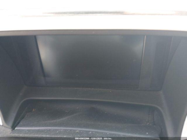 Chevrolet Volt Image 14