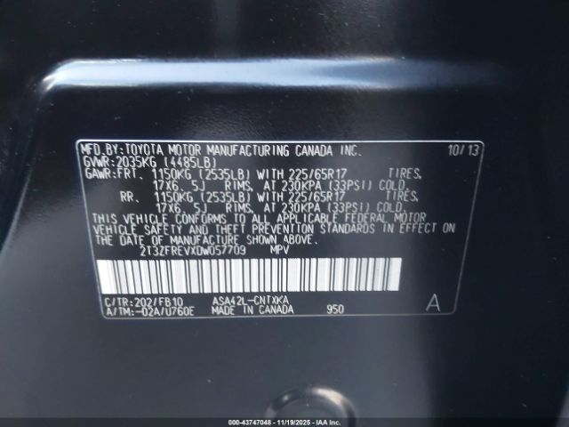 Toyota RAV4 Le Image 10