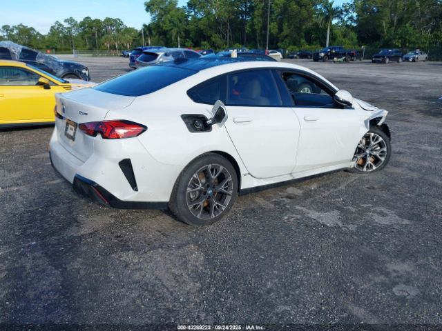 BMW 2 Series Image 15