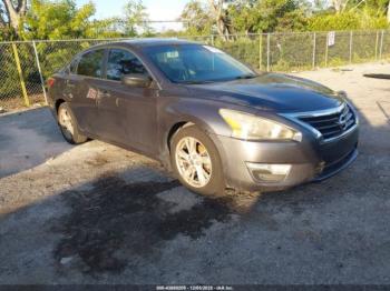  Salvage Nissan Altima