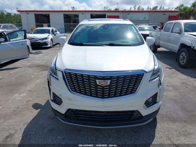 Cadillac XT5 Fwd Premium Luxury Image 3