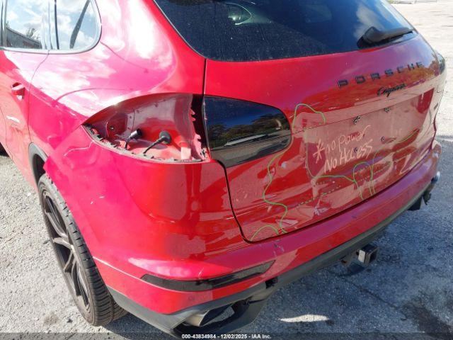 Porsche Cayenne Diesel Image 10