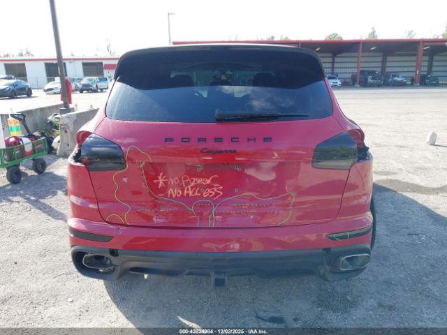 Porsche Cayenne Diesel Image 11