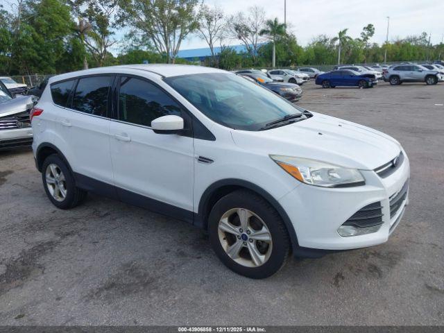  Salvage Ford Escape