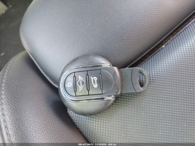 MINI Hardtop Cooper S Image 6