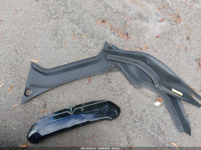 Tesla Model S Image 5