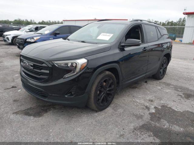 GMC Terrain Fwd Slt Image 2