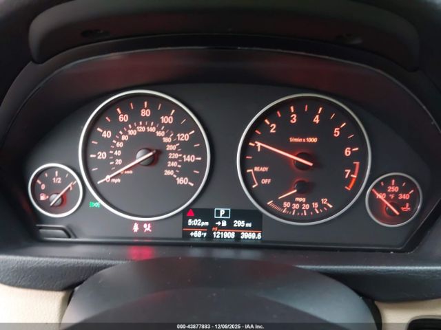 BMW 3 Series Image 10