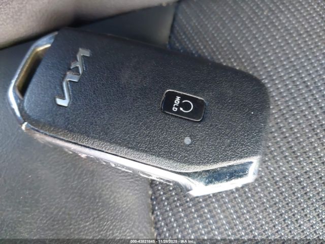 Kia K5 Gt-line Image 8