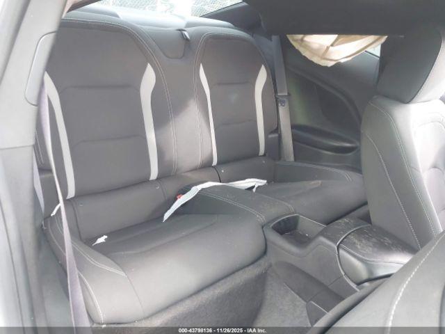 Chevrolet Camaro 1lt Image 13