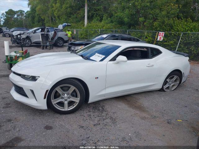 Chevrolet Camaro 1lt Image 12