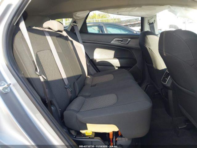 Kia Sportage Lx Image 7