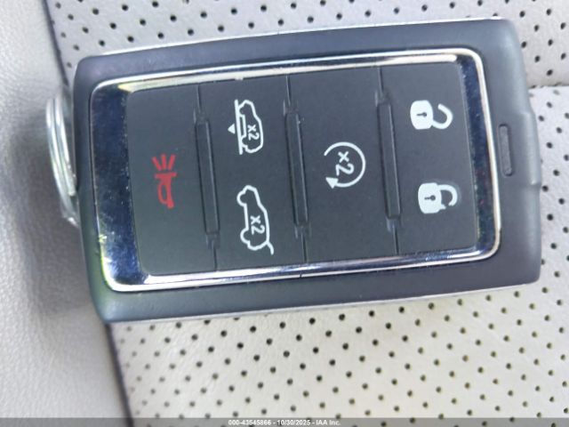 Jeep Wagoneer L Series Iii 4x4 Image 10