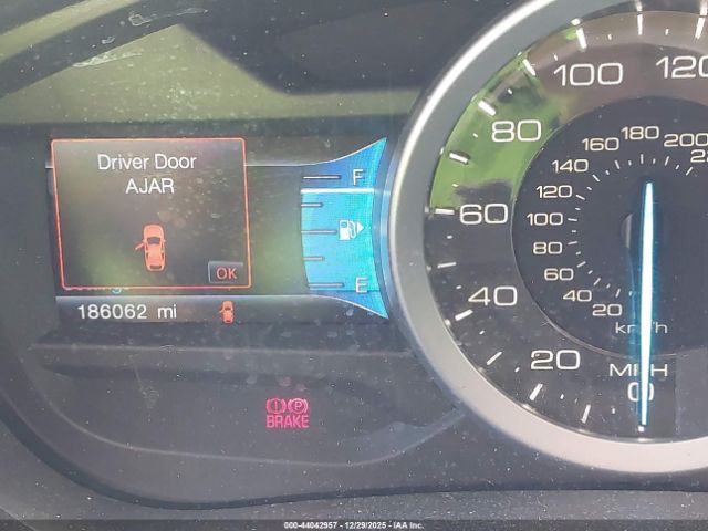 Ford Explorer Sport Image 13