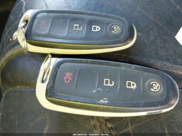 Ford Explorer Limited Image 6