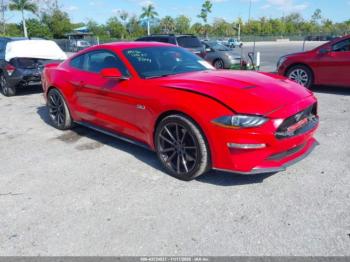  Salvage Ford Mustang