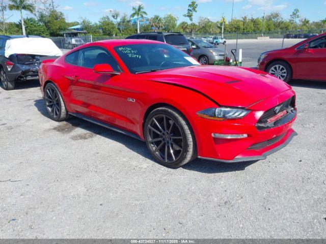  Salvage Ford Mustang