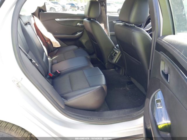 Chevrolet Impala 1lt Image 9