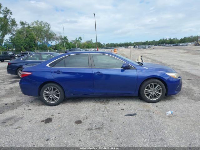 Toyota Camry Se Image 15