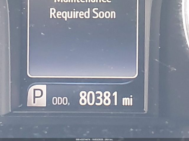 Toyota Camry Se Image 14