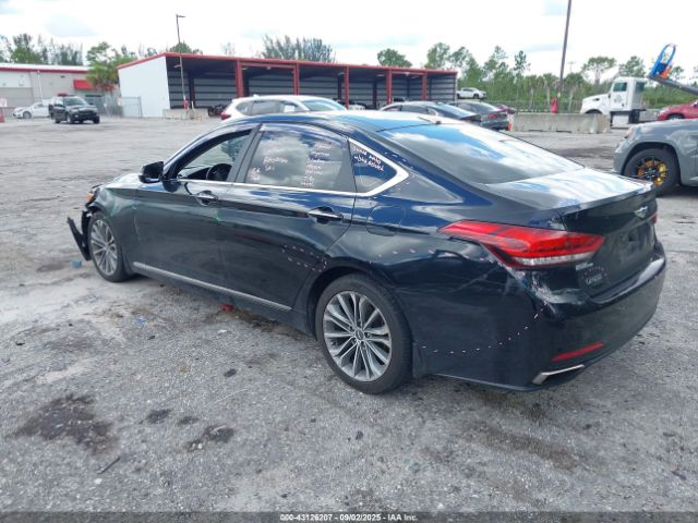 Hyundai Genesis 3.8 Image 9