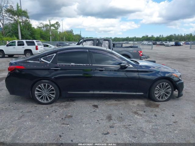 Hyundai Genesis 3.8 Image 2