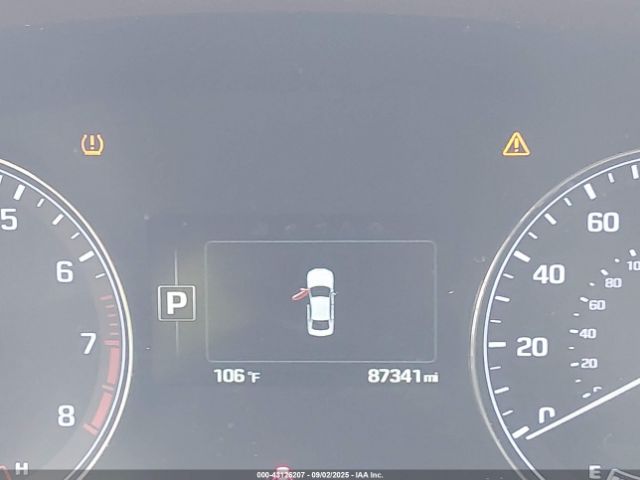 Hyundai Genesis 3.8 Image 15