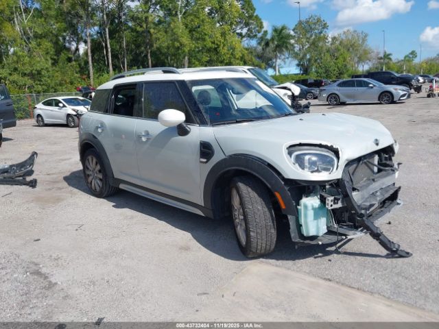 MINI Countryman Oxford Edition Image 1
