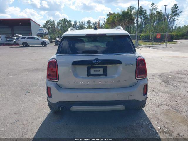 MINI Countryman Oxford Edition Image 16