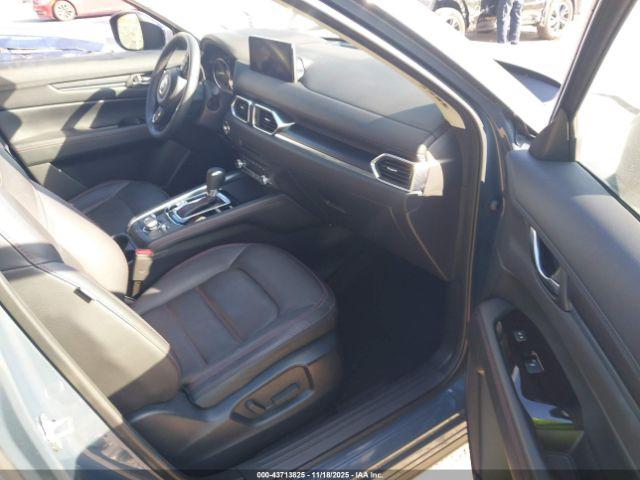 Mazda Cx 2.5 S Carbon Edition Image 3