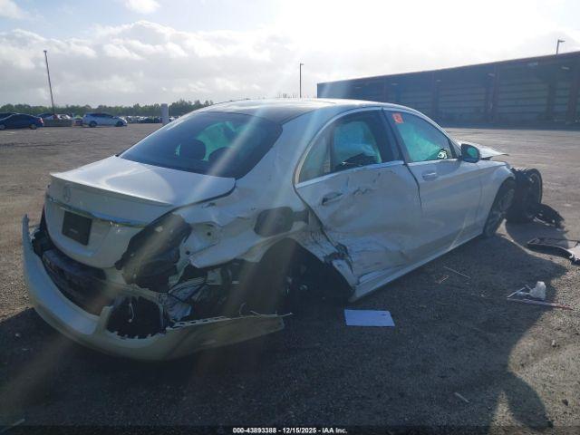 Mercedes-Benz C-Class Sport Image 5