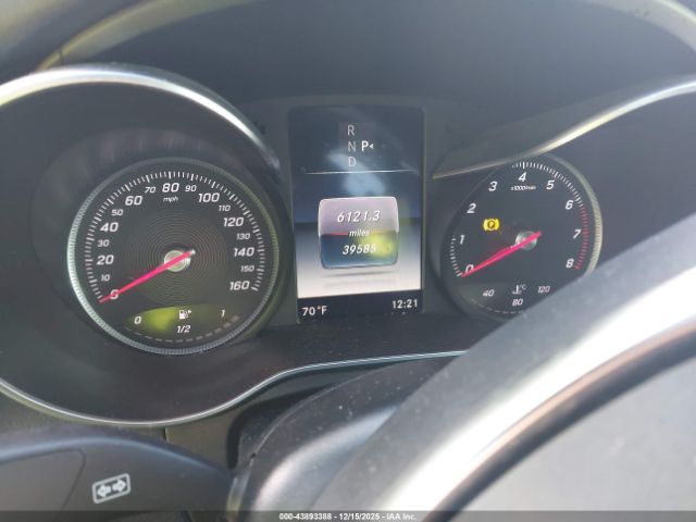 Mercedes-Benz C-Class Sport Image 14