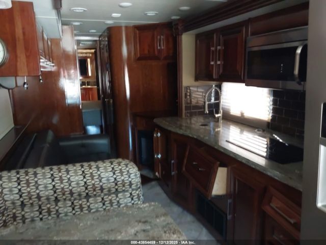 Freightliner Chassis Xc Image 2