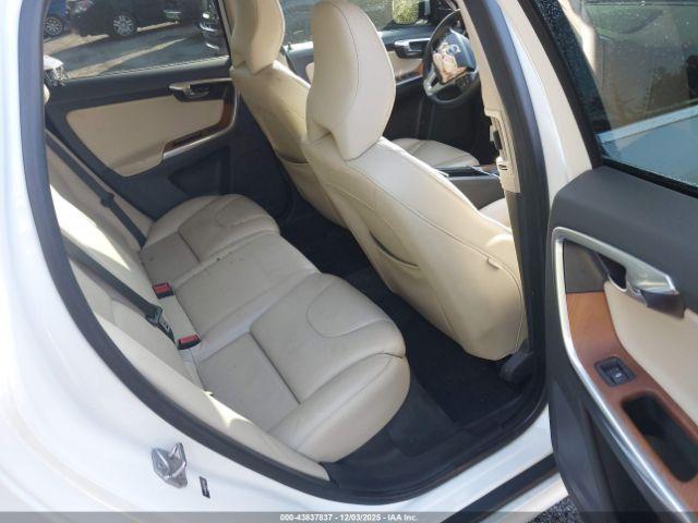 Volvo XC60 T5 Inscription Image 11