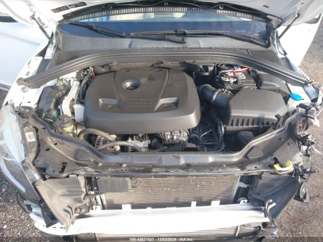 Volvo XC60 T5 Inscription Image 4