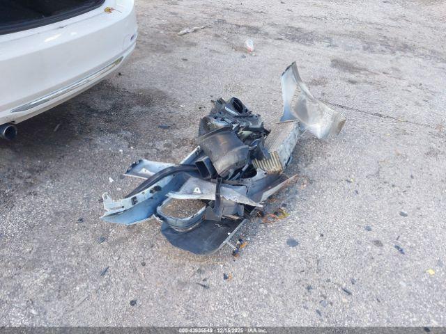 BMW 3 Series Image 5