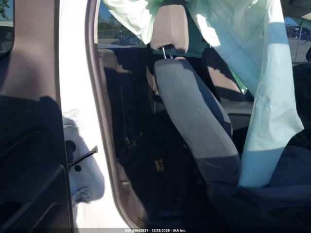 Chevrolet Colorado Wt Image 6