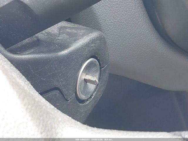 Chevrolet Colorado Wt Image 12